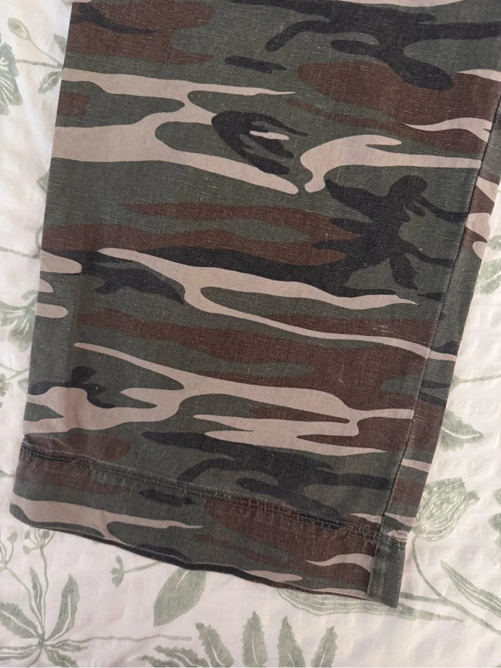 Y2K Charlotte Russe Camo baggy Bermuda Shorts